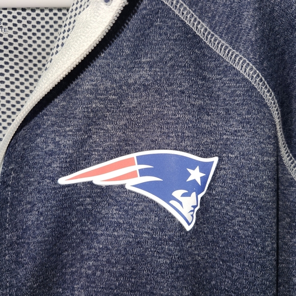 New England Patriots Blue Zip-Up Jacket Size Large NWOT - Picture 2 of 16